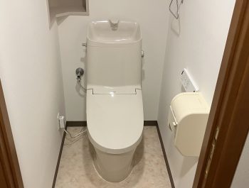 トイレ室　工事前後2